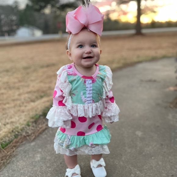 Meet Your Posher! - Picture 4 of 16